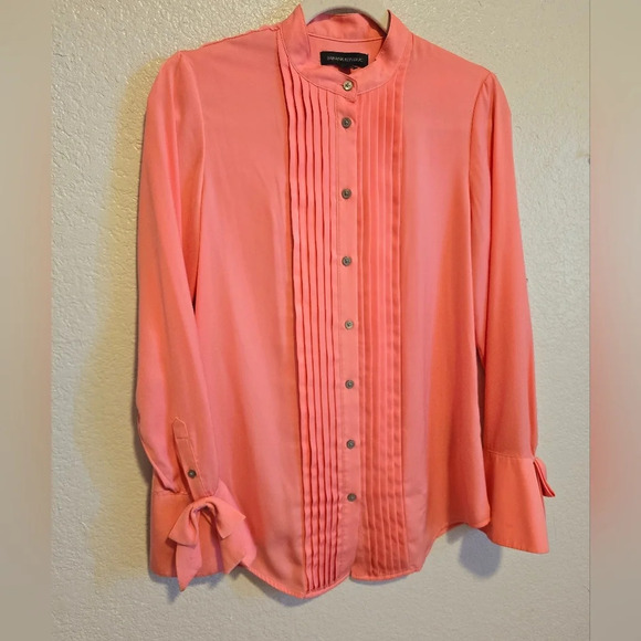 Banana Republic Dillon Bow Pink Pleated Front Button Shirt Fluted Sleeve Cuff XS - Picture 8 of 8